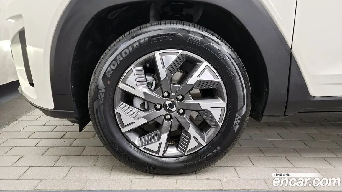KG Mobility (Ssangyong) Torres — фото 10
