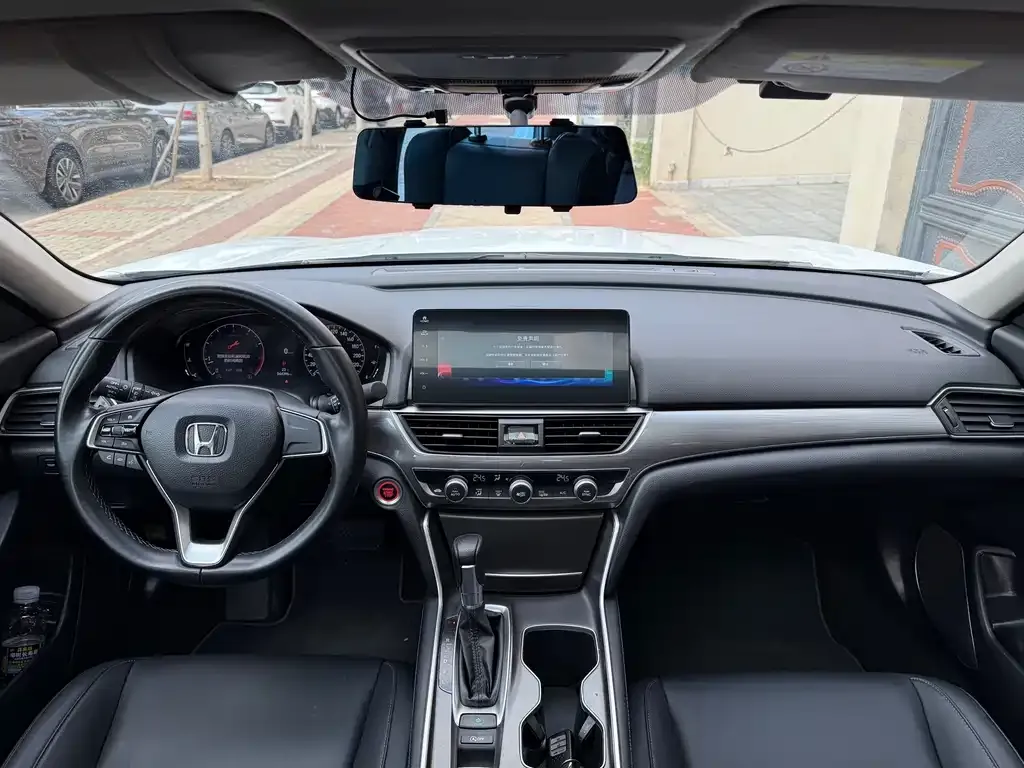 Honda Accord — фото 3