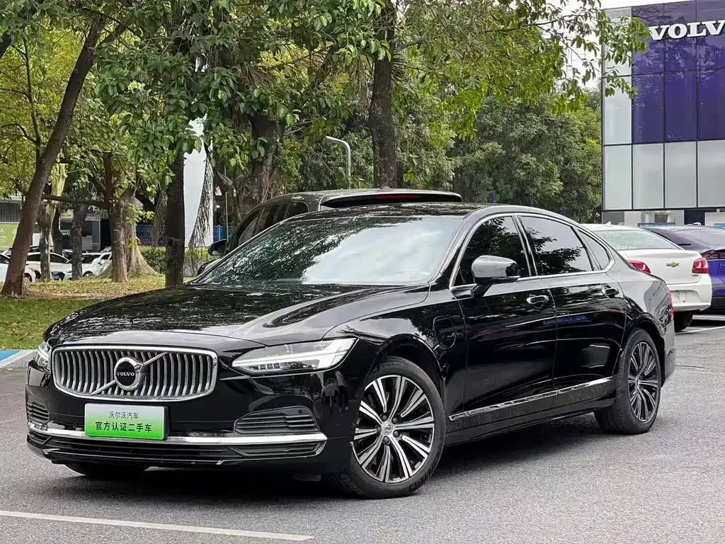 Volvo S90 PHEV — фото 1