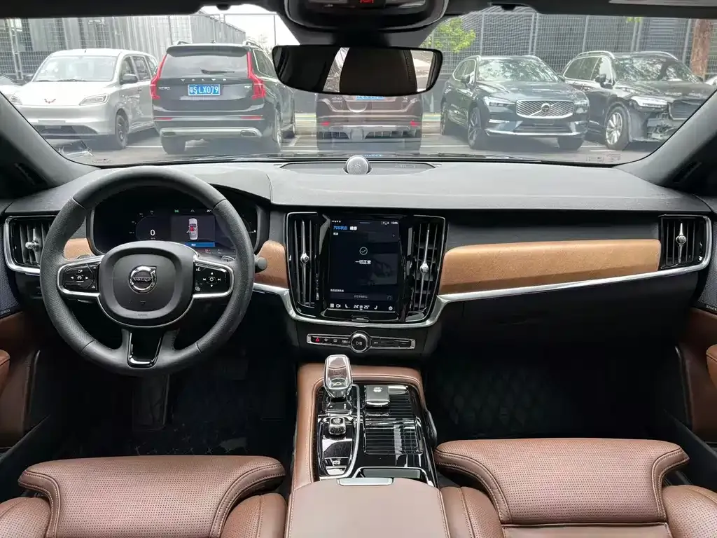 Volvo S90 PHEV — фото 10