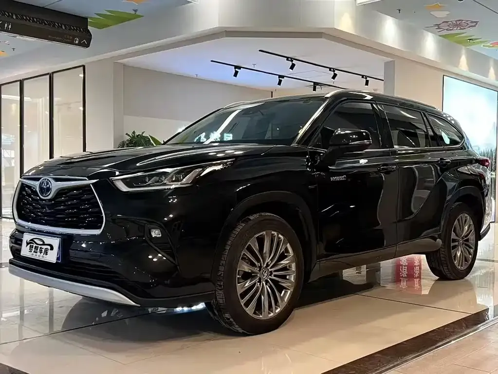 Toyota Highlander 2023 из CN, фото 8