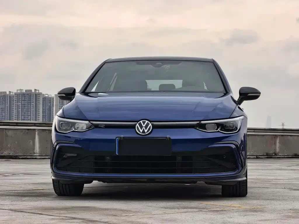 Volkswagen Golf 2021 из CN, фото 2