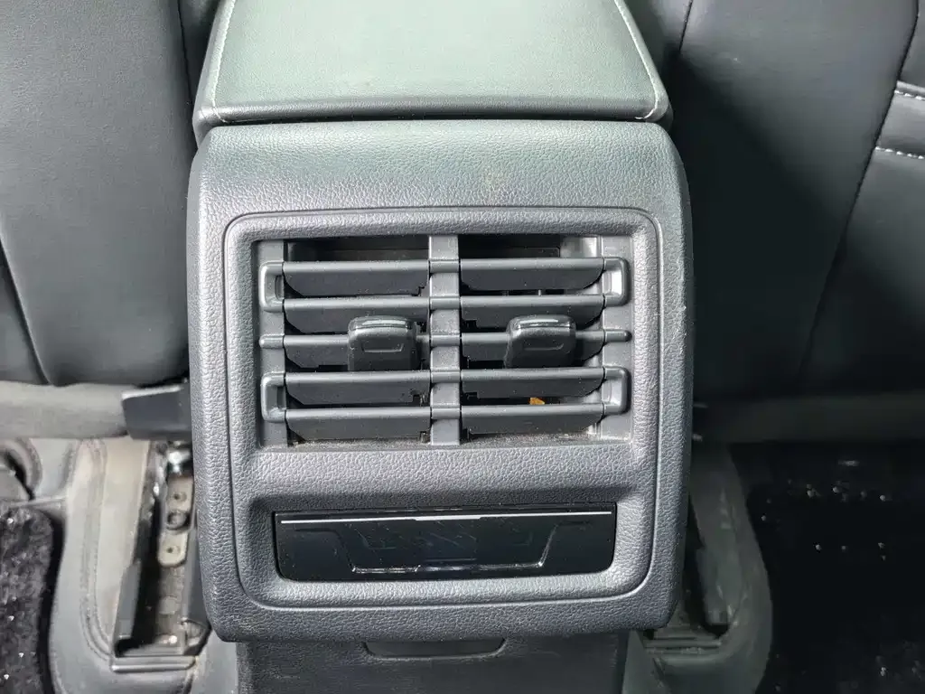 Volkswagen Golf 2021 из CN, фото 4