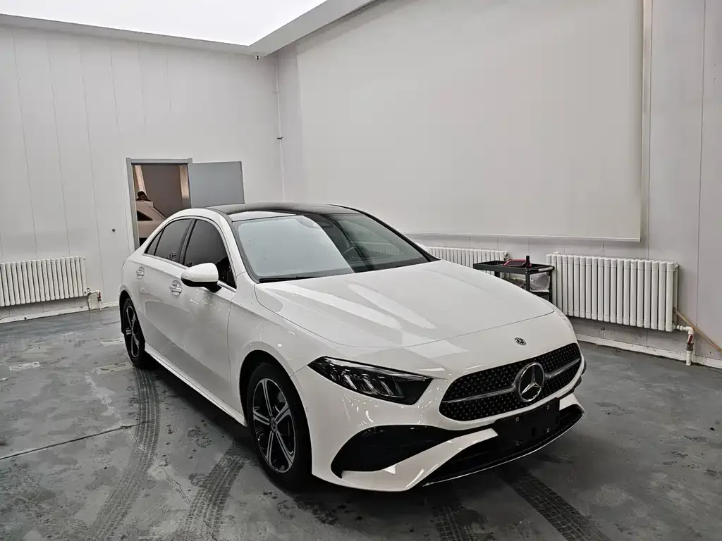Mercedes-Benz A-Class 2023 из CN, фото 3