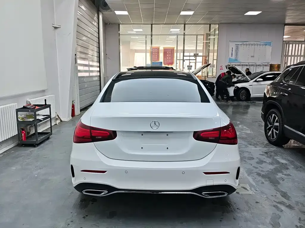 Mercedes-Benz A-Class 2023 из CN, фото 9