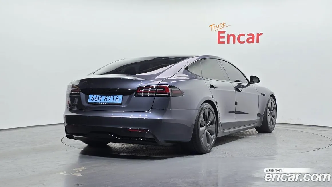 Tesla Model S 2023 из KR, фото 6