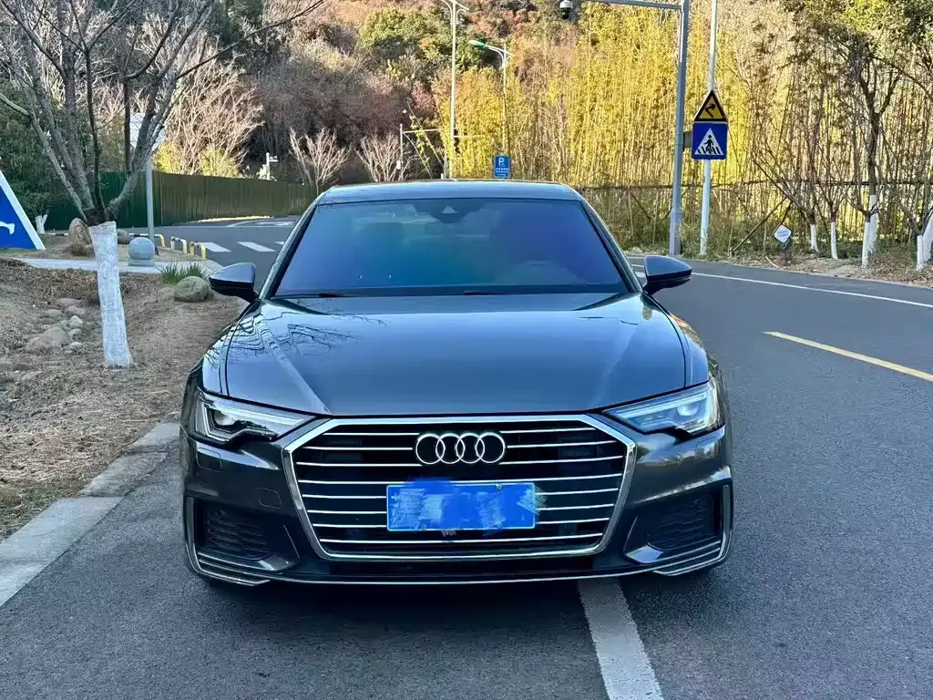 Audi A6L 2021 из CN, фото 1