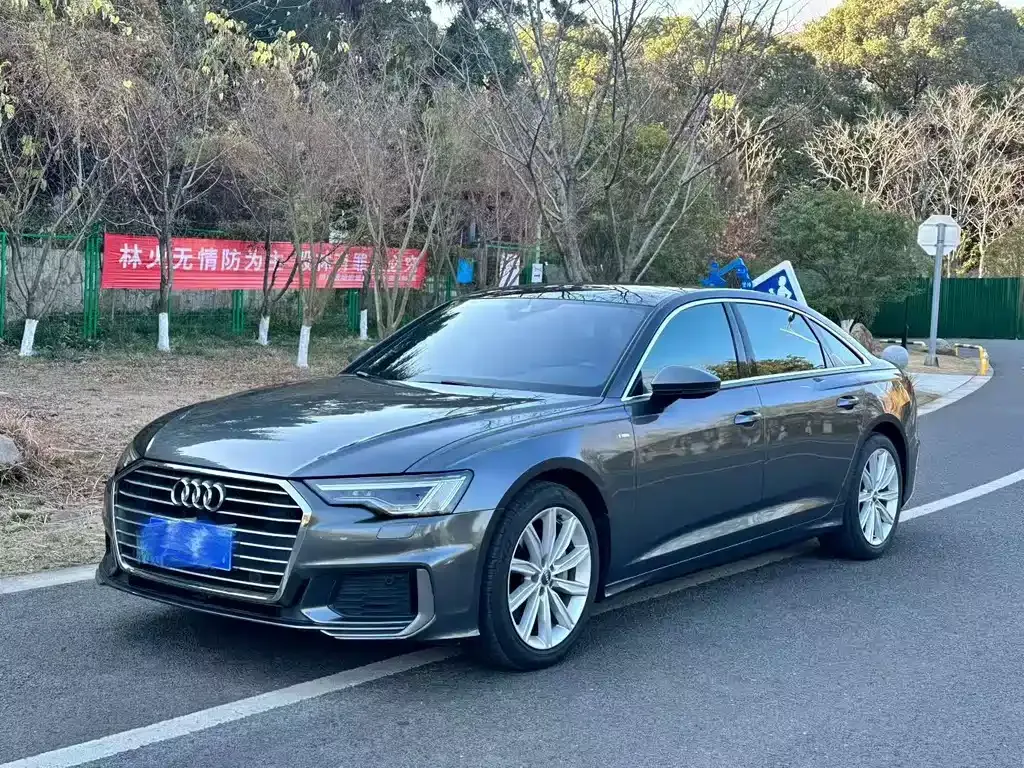 Audi A6L 2021 из CN, фото 4