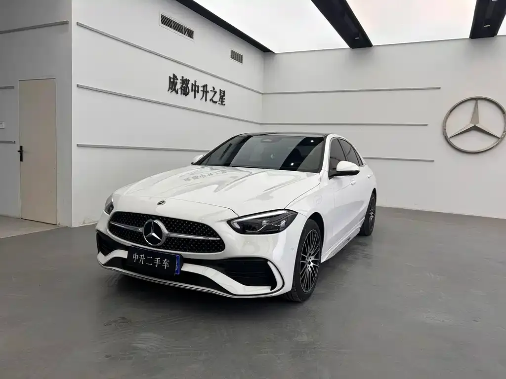 Mercedes-Benz C-Class — фото 1