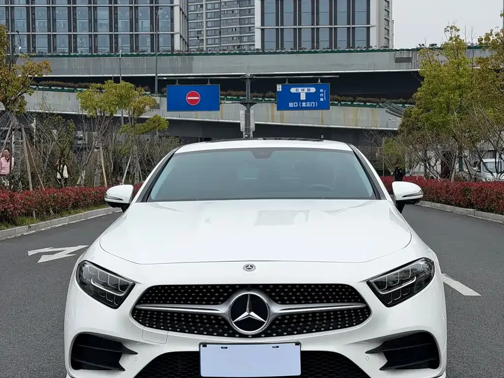 Mercedes-Benz CLS — фото 3