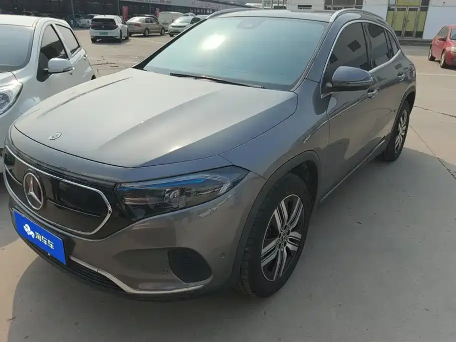 Mercedes-Benz EQA — фото 1
