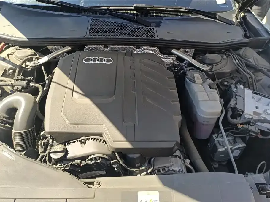 Audi A6L 2024 из CN, фото 7
