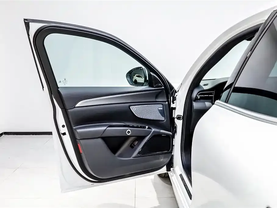 Maserati Grecale 2023 из CN, фото 4
