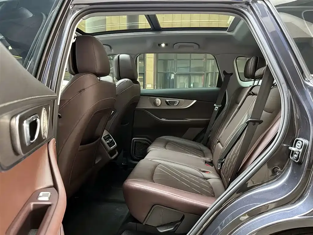 Chery Tiggo 8 PRO NEV 2023 из CN, фото 4