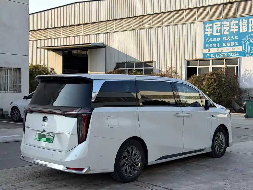 GAC Motor Trumpchi M8 — фото 10