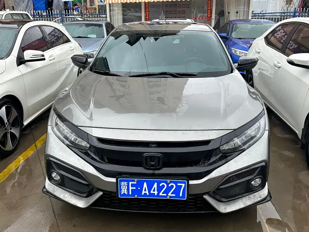 Honda Civic — фото 4