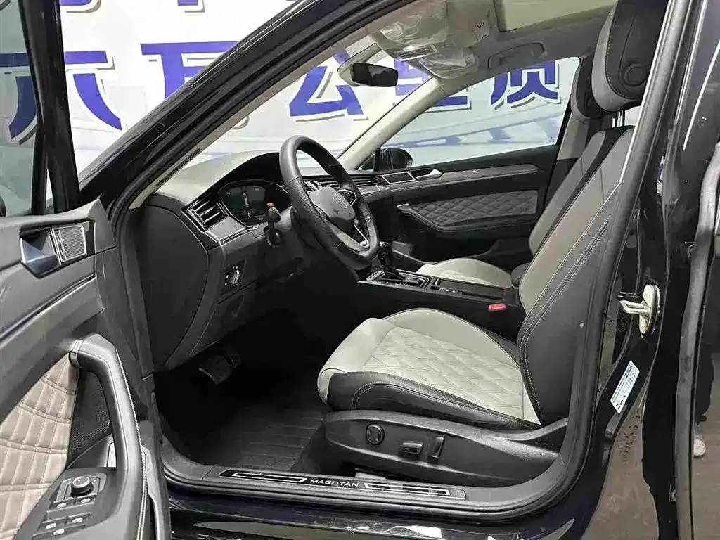 Volkswagen Magotan 2025 из CN, фото 8