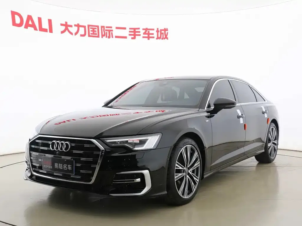 Audi A6L — фото 1