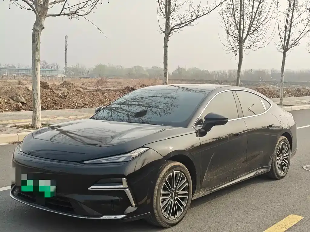Geely Galaxy Xingyao 8 2025 из CN, фото 1