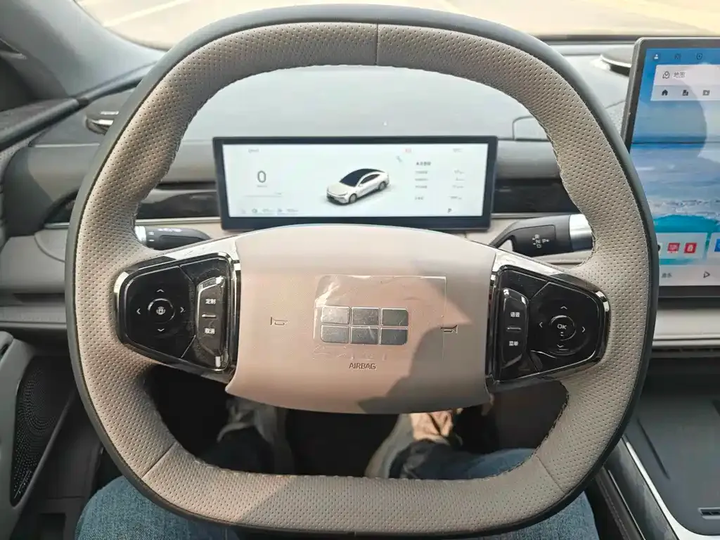 Geely Galaxy Xingyao 8 2025 из CN, фото 6