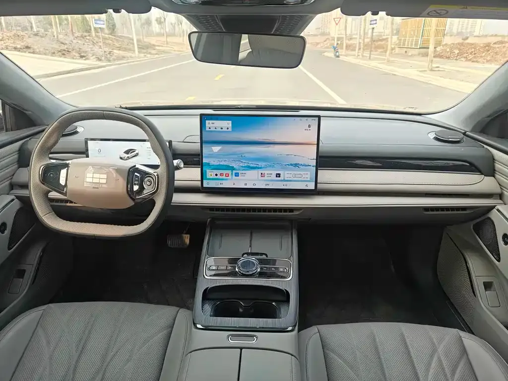 Geely Galaxy Xingyao 8 2025 из CN, фото 7