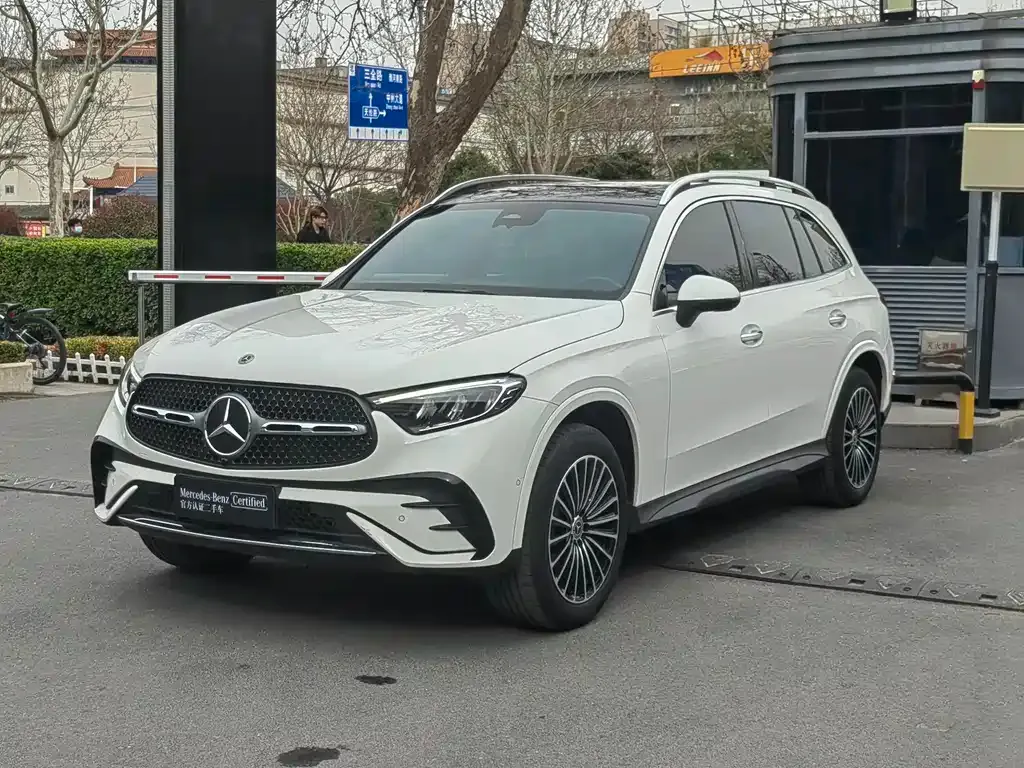 Mercedes-Benz GLC — фото 1