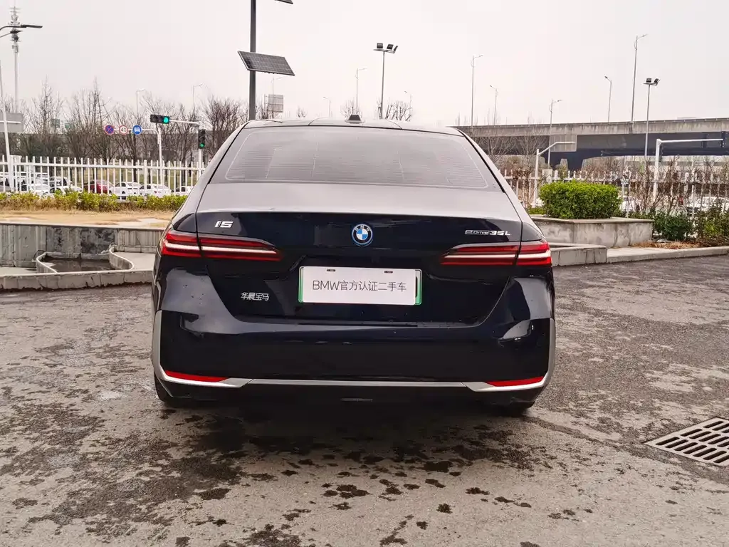 BMW i5 2025 из CN, фото 10