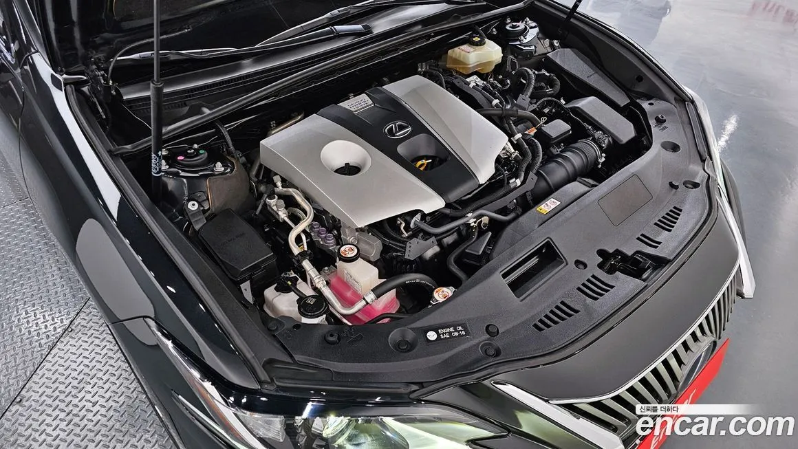 Lexus ES 2021 из KR, фото 9