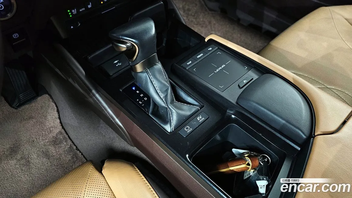 Lexus ES 2021 из KR, фото 5