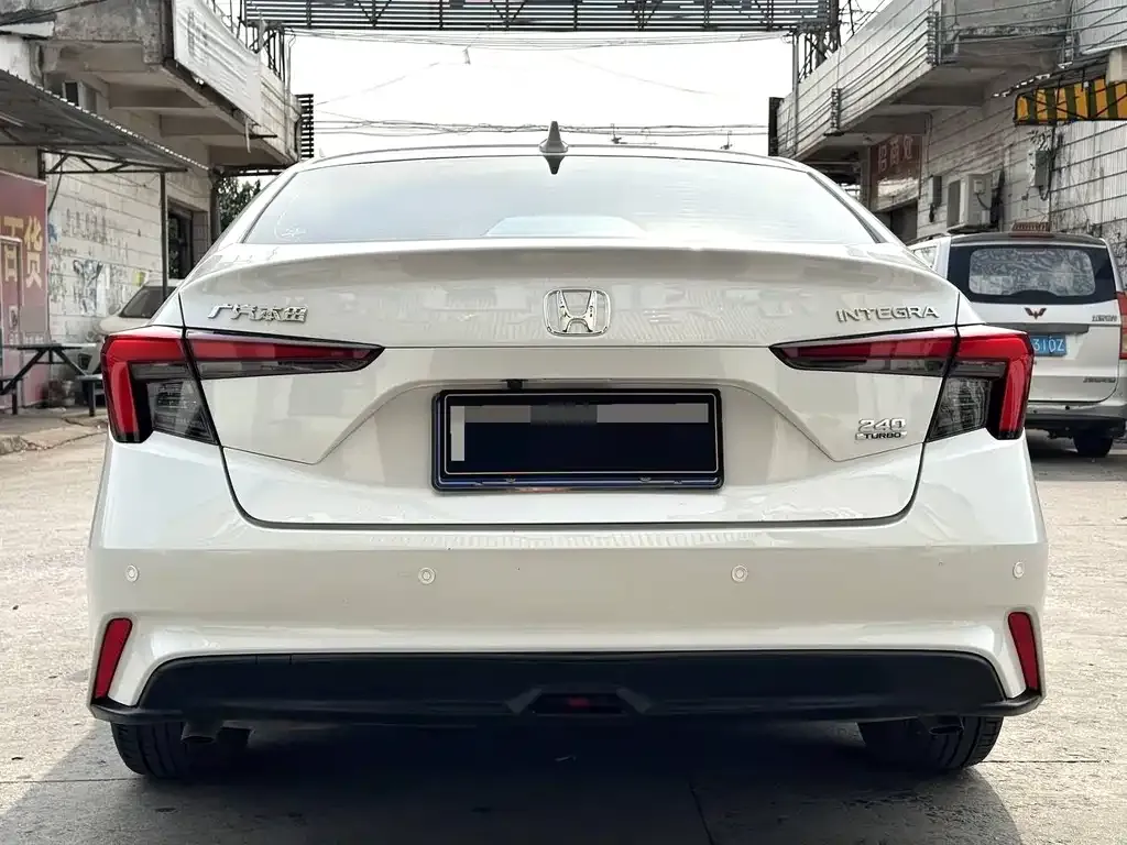 Honda Integra 2023 из CN, фото 5