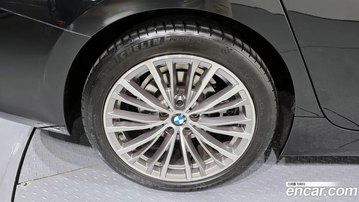BMW 3-Series 2021 из KR, фото 5