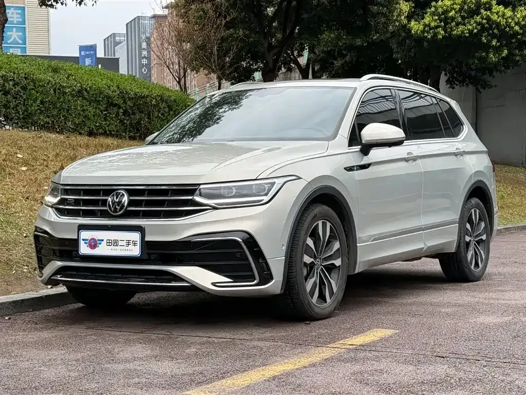 Volkswagen Tiguan L 2021 из CN, фото 1