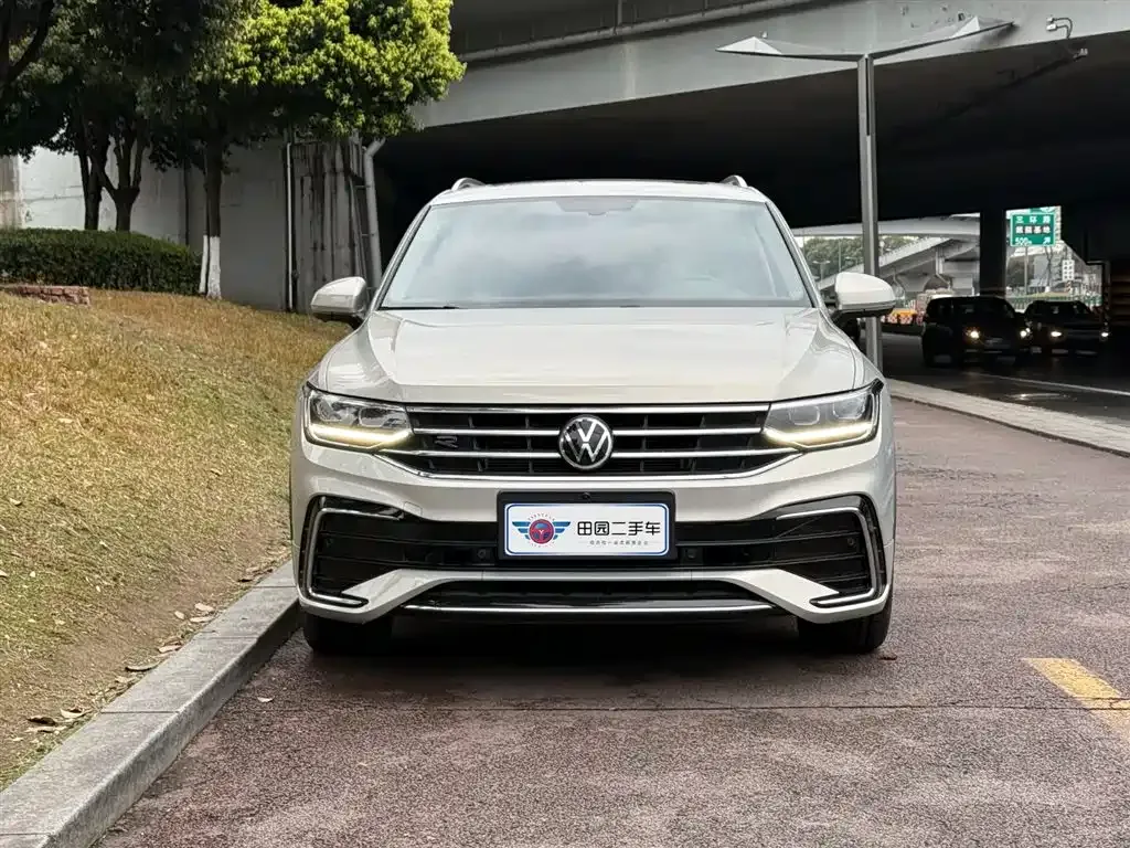 Volkswagen Tiguan L 2021 из CN, фото 8