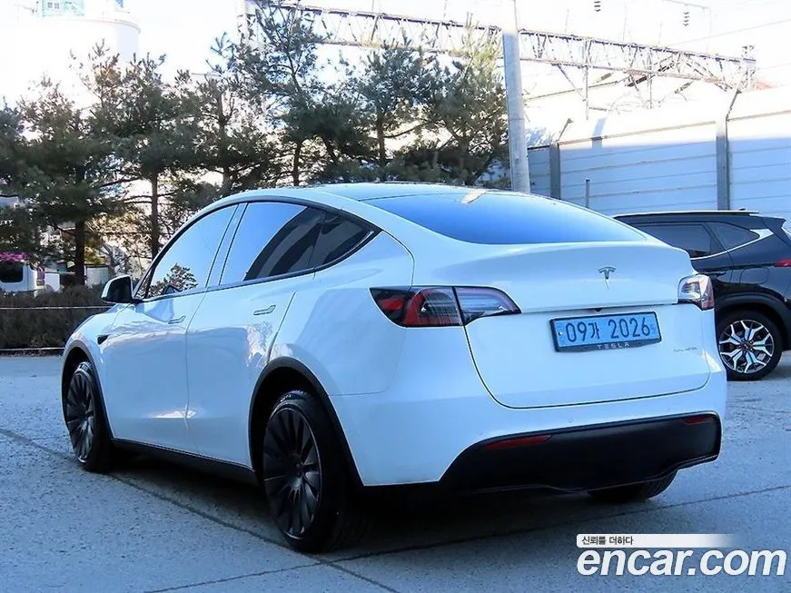 Tesla Model Y 2021 из KR, фото 7