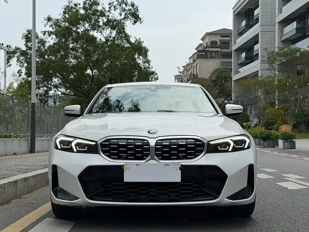 BMW 3 Series — фото 8
