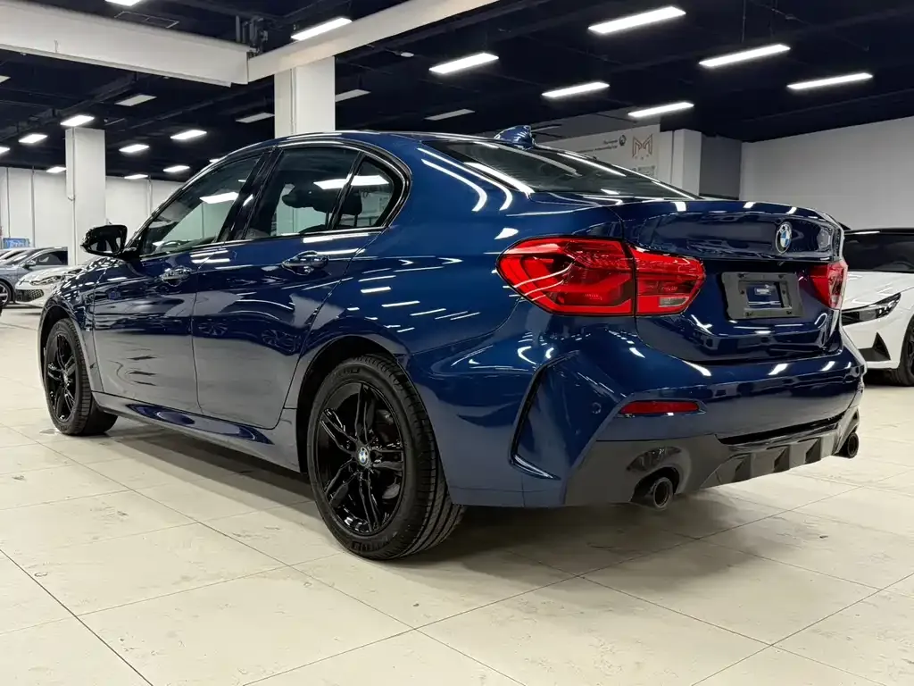 BMW 1 Series 2022 из CN, фото 4