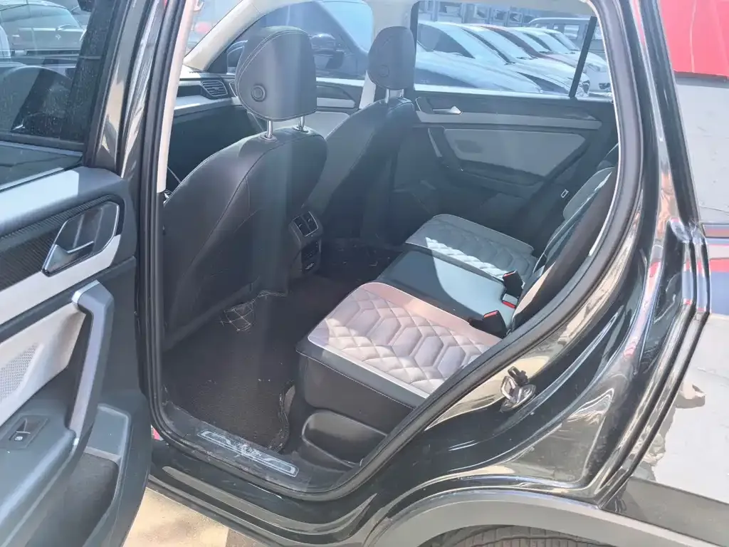 Volkswagen Tayron 2023 из CN, фото 10