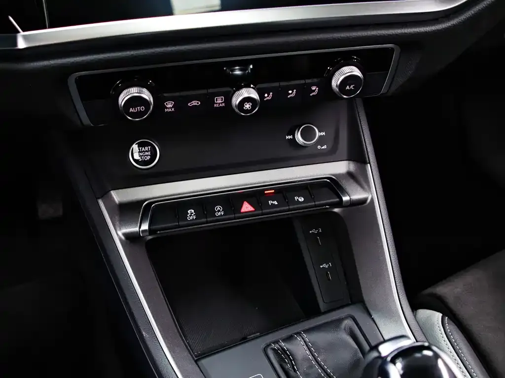 Audi Q3 2022 из CN, фото 10