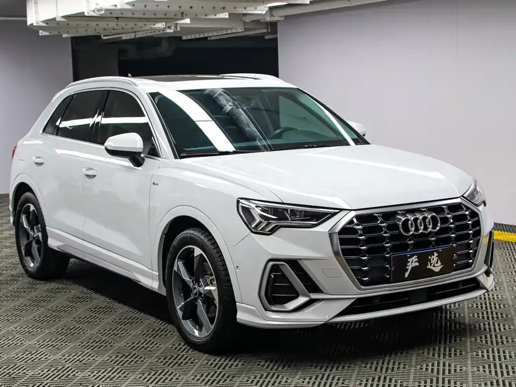 Audi Q3 2022 из CN, фото 2
