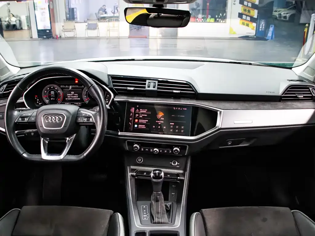 Audi Q3 2022 из CN, фото 7