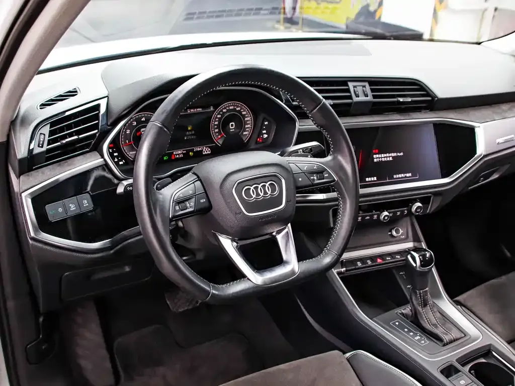 Audi Q3 2022 из CN, фото 3