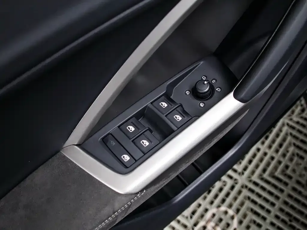 Audi Q3 2022 из CN, фото 6