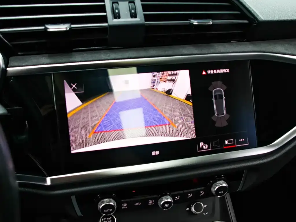 Audi Q3 2022 из CN, фото 9