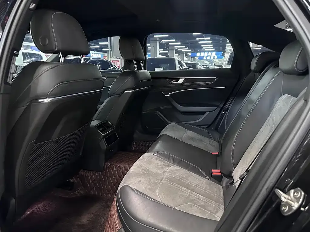 Audi A6L New Energy 2021 из CN, фото 4