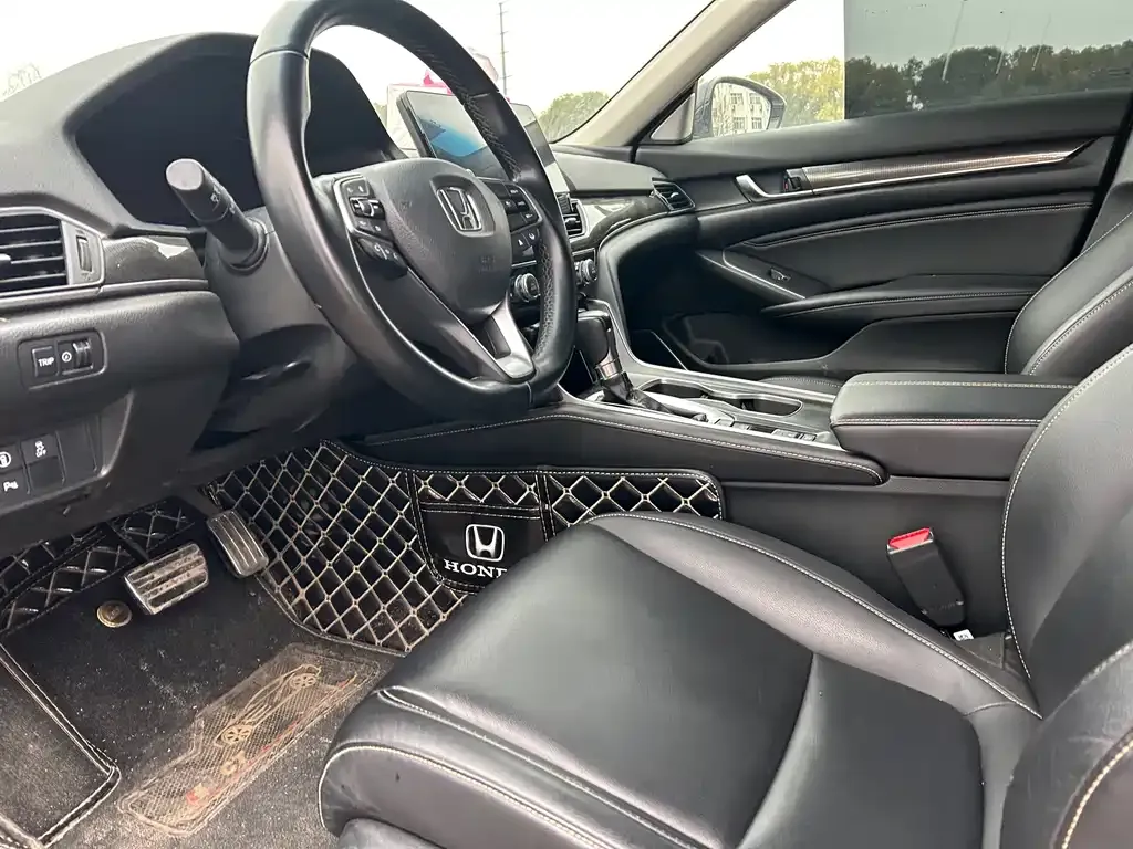 Honda Accord 2022 из CN, фото 2