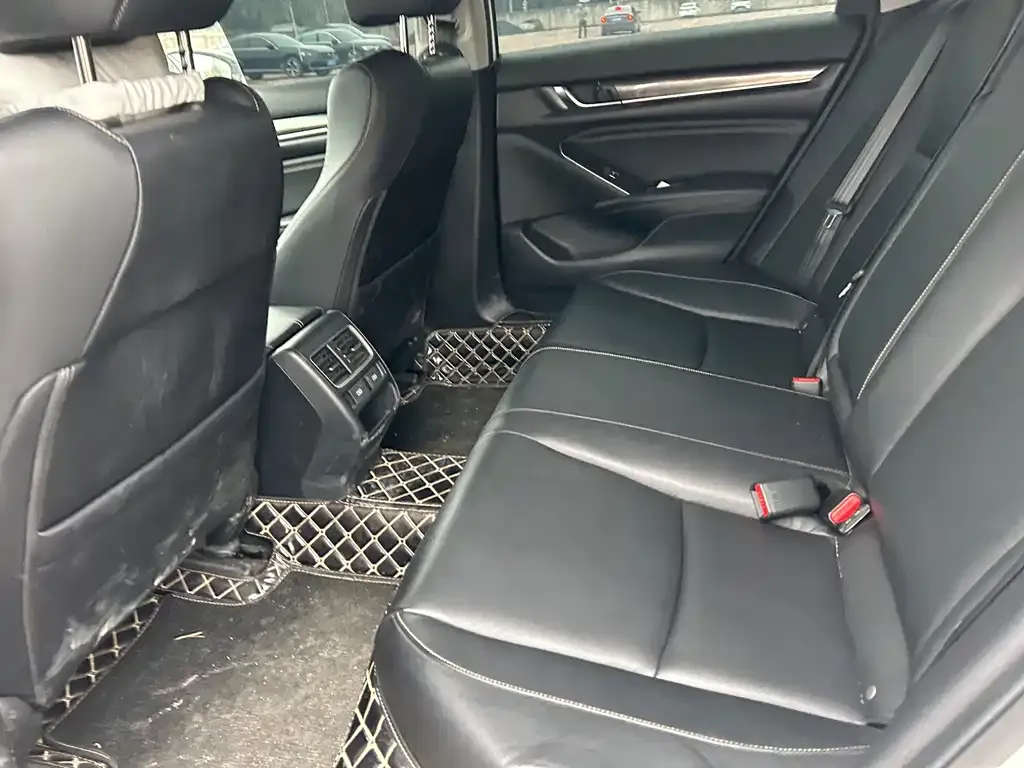 Honda Accord 2022 из CN, фото 7