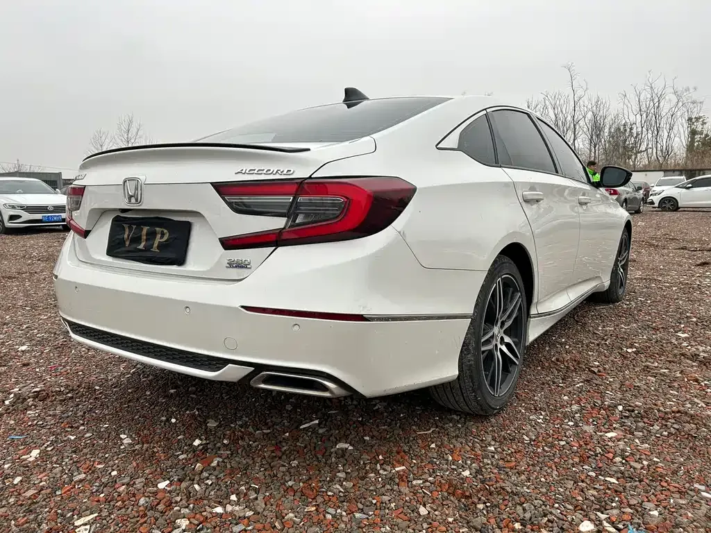 Honda Accord 2022 из CN, фото 10