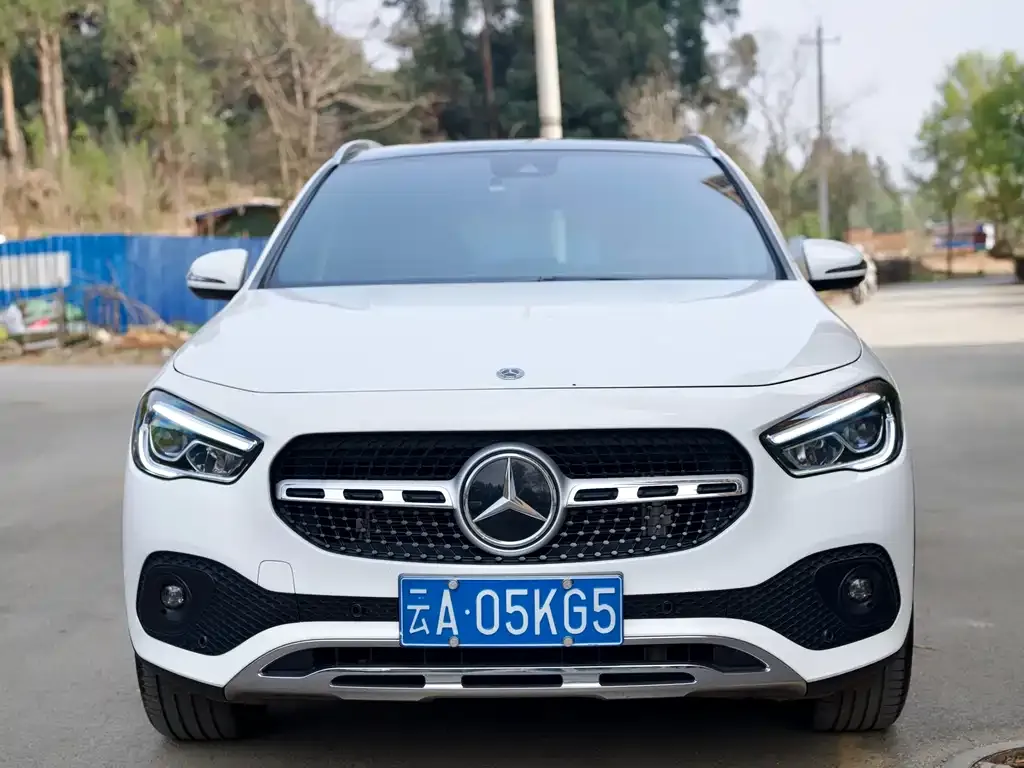 Mercedes-Benz GLA — фото 10