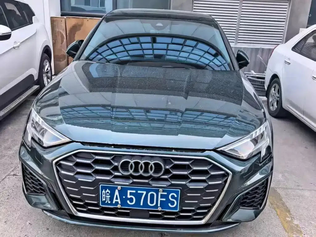 Audi A3 2023 из CN, фото 4
