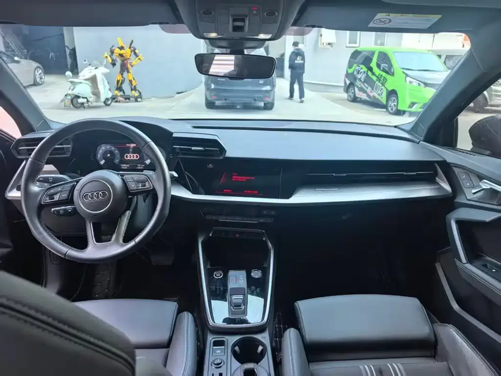 Audi A3 2023 из CN, фото 6